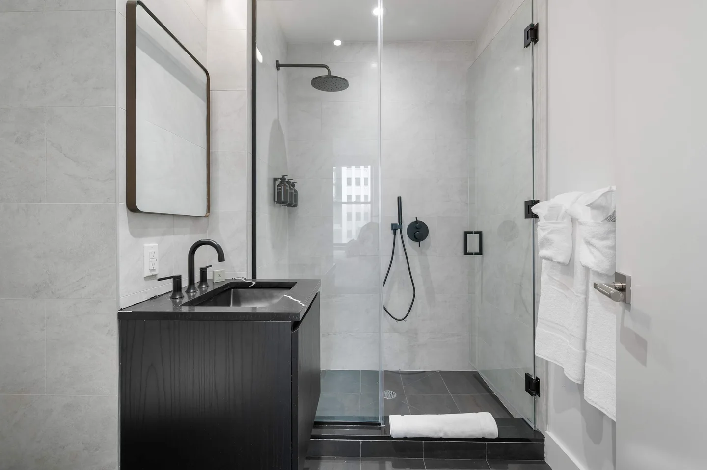 Bathroom 2 — Grand 2 Bedroom with Massive Private Terrace — 17John, Financial District