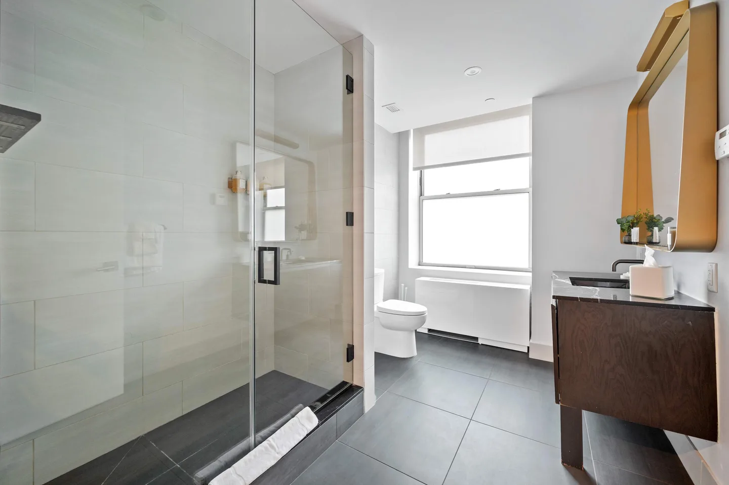 Bathroom — Deluxe King Studio Apartment — 17John, Financial District