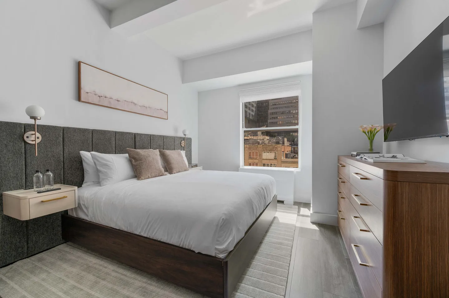 Bedroom — Elite King Studio Apartment — 17John, Financial District