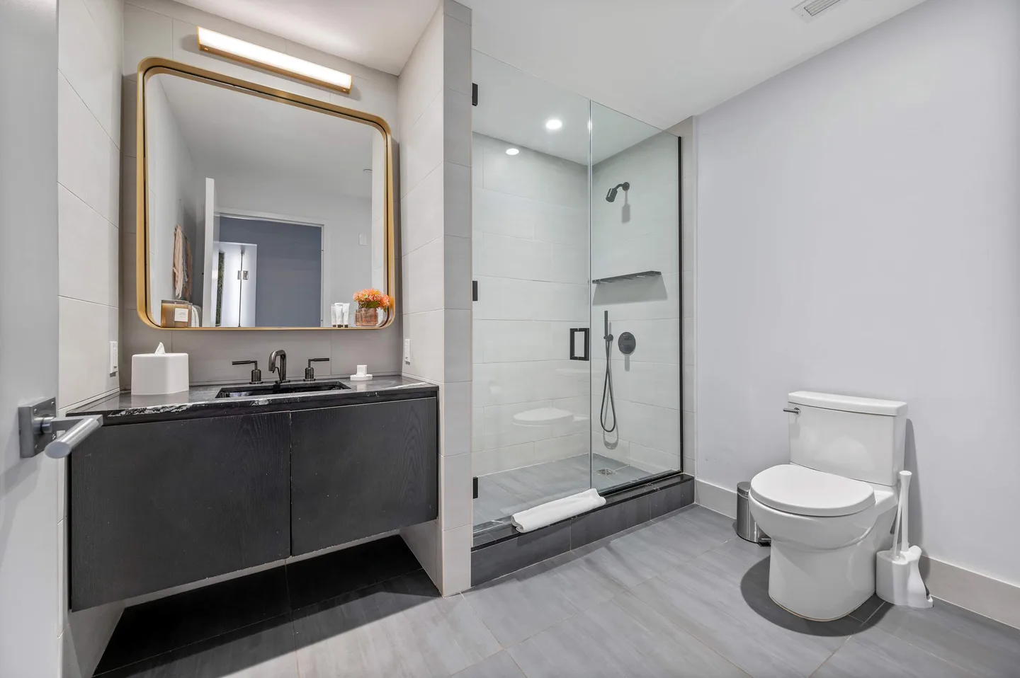 Bathroom — Queen Studio Apartment - Disability Access — 17John, Financial District