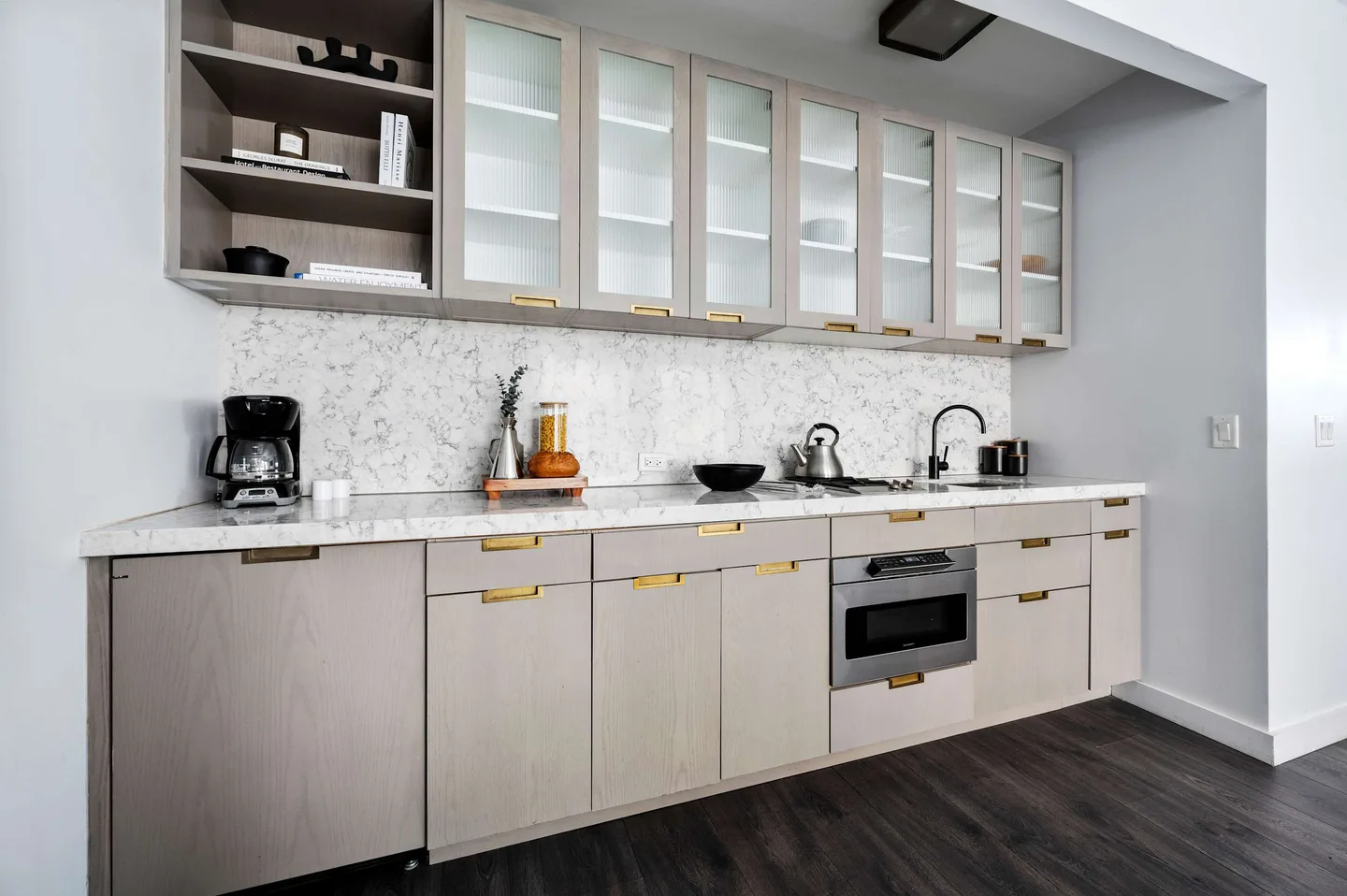 Kitchen — Premier King Studio Apartment — 17John, Financial District
